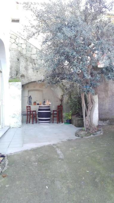 Appartamento In Pietra Di Tufo Verde Ischitana, Forio Forio  Exterior photo